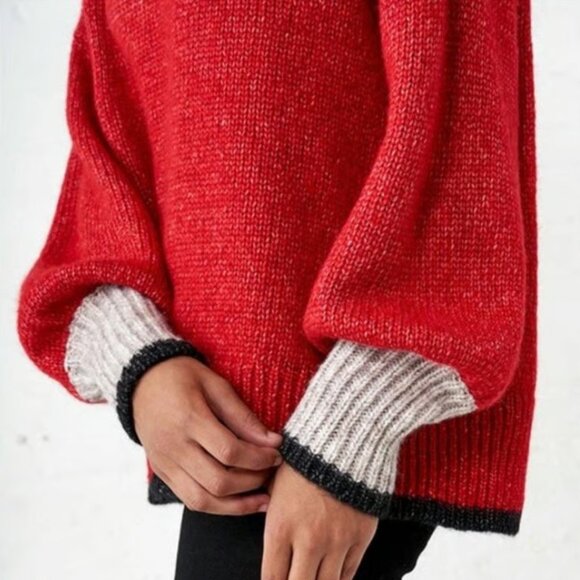 La Ligne Red Knit Sweater • Size Large • Classic Elevated Essential - Picture 3 of 11